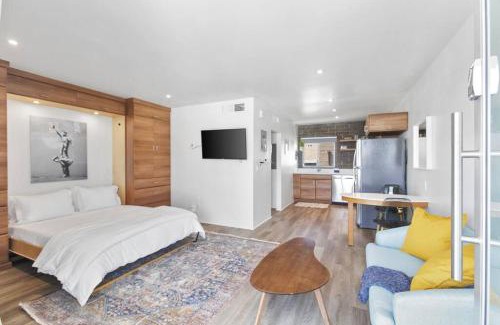 Roosevelt Apartamento | Modern Contemporary Living in DTPH - Poolside.