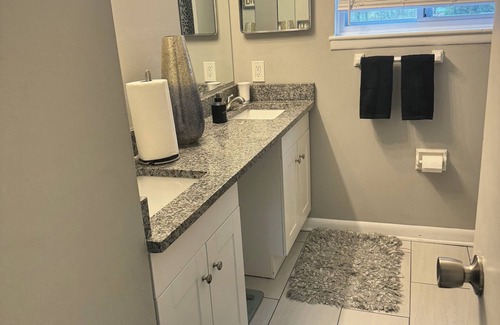 Southfield Casa | Modern, Convenient 2BR House