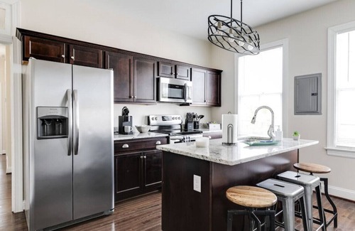 Church Hill Apartamento | Modern, Convenient Gem: Urban Retreat 'n Richmond