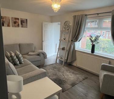 Oldham Apartamento | Modern & Cosy Bungalow in Chadderton