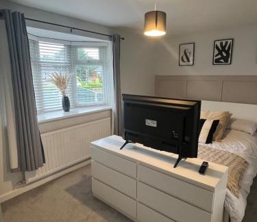 Oldham Apartamento | Modern & Cosy Bungalow in Chadderton
