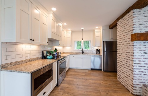 Harpswell Casa | Modern cottage beautifully set on Wilson Cove with stunning westerly views