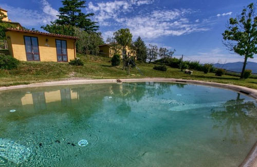Graffignano Cabaña | Casa moderna en Graffignano, Italia con piscina