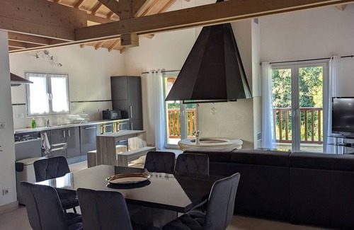 Jezainville Cabaña | Casa moderna en Lorena, 2 habitaciones, cerca del bosque