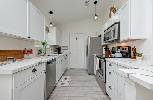 Stagecoach Cabina | Modern Country Home in Magnolia