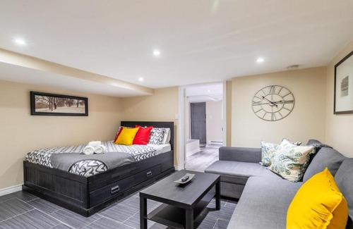 Earlscourt Apartamento | Modern & Cozy 1BR Condo Unit - Heart Of St Clair West