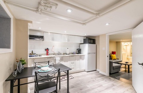 Earlscourt Apartamento | Modern & Cozy 1BR Condo Unit - Heart Of St Clair West