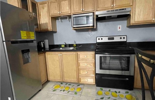 Eden Gardens Apartamento | Modern Cozy 1BR Stay in New Kingston