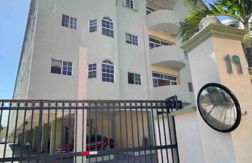 Eden Gardens Apartamento | Modern Cozy 1BR Stay in New Kingston