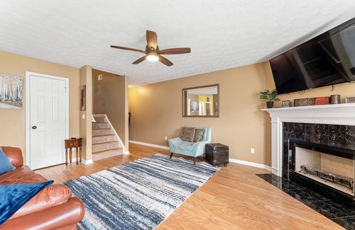 Stone Mountain Casa | Modern & Cozy 3 Beds W. Private Garage & Driveway