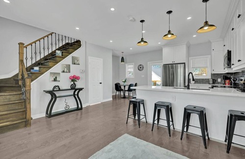 Durham Region Casa | Modern & Cozy 3BR Home in Oshawa