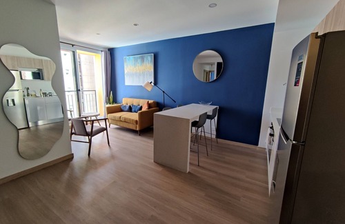 Zona 4 Apartamento | Modern cozy apartment at Zona 4, with work-life style.