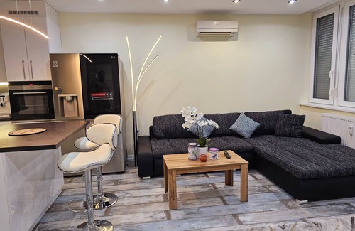 Salgotarjan Apartamento | Modern, Cozy Apartment in the heart of the city