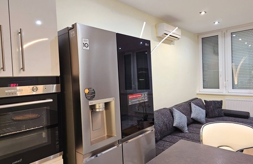 Salgotarjan Apartamento | Modern, Cozy Apartment in the heart of the city