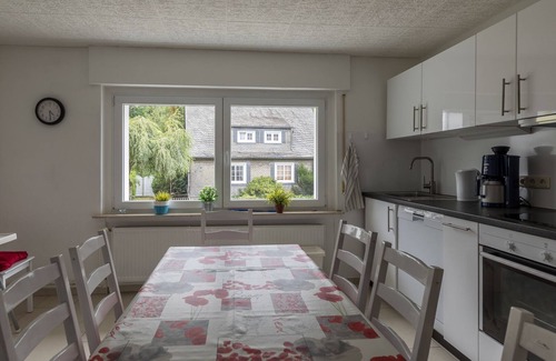 Silbach Apartamento | Casa de vacaciones moderna y acogedora con vistas a las montañas.