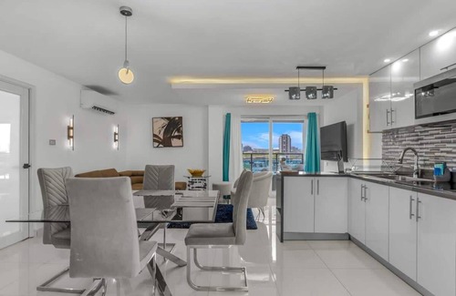 Eleanor Roosevelt Apartamento | Modern & Cozy Getaway with Parking