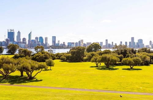 South Perth Apartamento | Modern, Cozy Home Away from Home