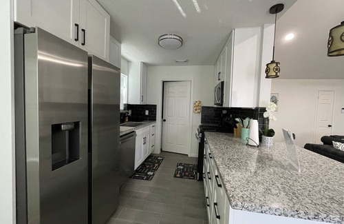 Houston Casa | Modern cozy home near Downtown Houston and major hospitals