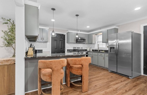 Rocky Mount Apartamento | Modern cozy home ~ open concept