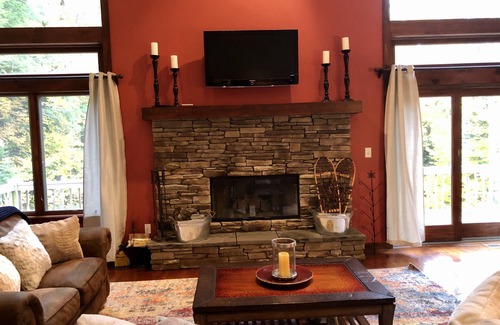 Wardsboro Casa | Modern, Cozy Ski Home - Between Mt. Snow/Stratton