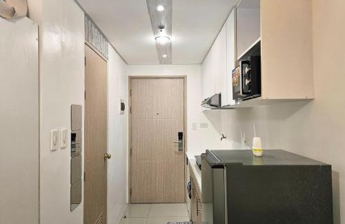 Dasmarinas Apartamento | Modern Cozy Studio