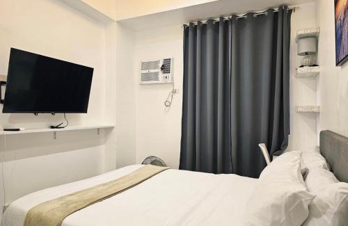 Dasmarinas Apartamento | Modern Cozy Studio