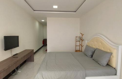 Sen Sok Apartamento | Modern Cozy Studio Room with Free Amazing Pool, Gym and Garden By SYM D827