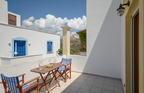 Melanes Casa | Modern Cycladic Home