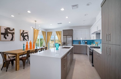 B-Bar-H Ranch Casa | Modern Desert Oasis – Pool, Spa and Mountain Views