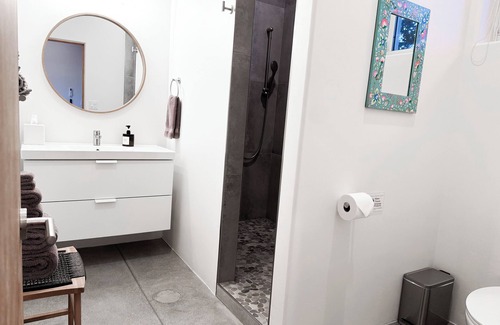 Clarkdale Complejo | Modern Desert Suite in Boutique Resort