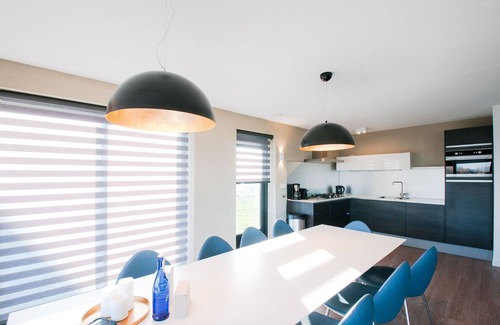 Tholen Casa | Modern design lodge with combi microwave