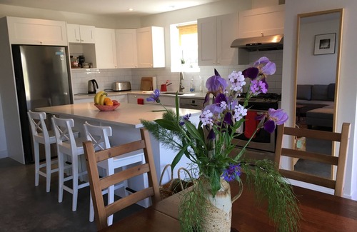 Hastings Apartamento | Nueva suite jardín brillante