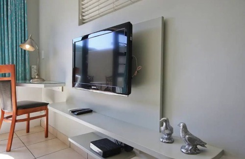 Helderberg Rural Apartamento | Modern Designer Studio Apartment