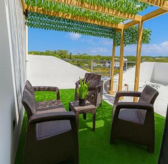 Sosua Apartamento | Modern 3 Bedroom Penthouse Apartment with Free Parking