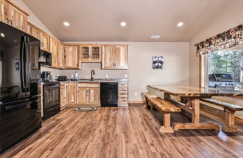 Conover Casa | Modern dog-friendly cabins with hot tub, fireplace, patio, grill, central AC, & W/D