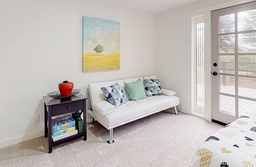 Marysville Casa | Modern dog-friendly home with private hot tub, fantastic deck, & woodstove