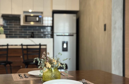 Saltillo Apartamento | Modern double-height loft new and equipped with its own parking lot