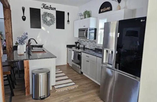 Idaho Falls Casa | Modern Downtown Living