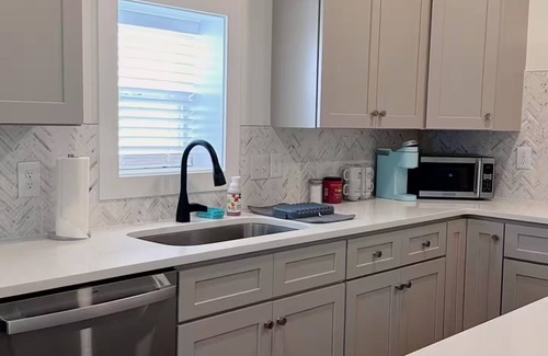 Downtown Casa | Modern Downtown Raleigh Jewel