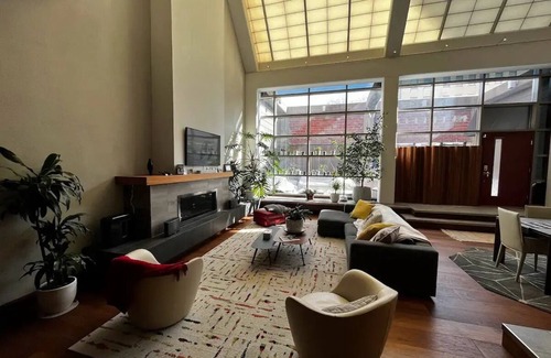 Downtown Lincoln Apartamento | Modern Downtown Stay