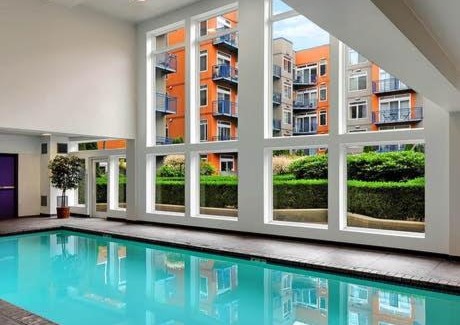 Belltown Apartamento | Modern Downtown Top Floor Penthouse With Bay Views