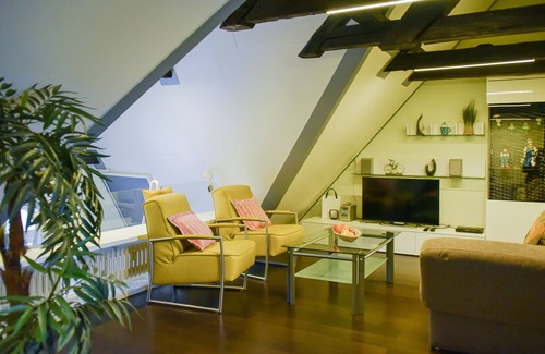 Bahnhofsviertel Apartamento | Loft duplex moderno en el puerto deportivo