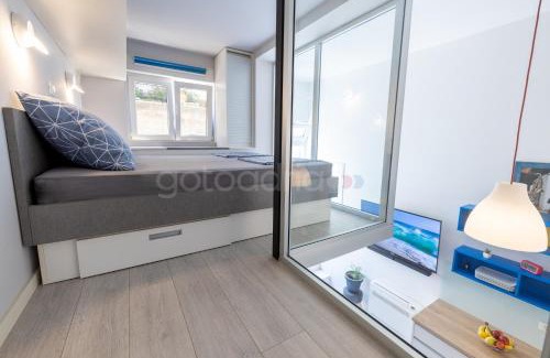 Gorinka Apartamento | Modern Duplex Studio Tommy