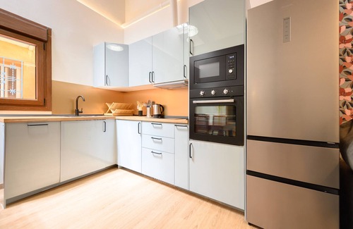 Almenara Apartamento | Modern Duplex with 2 Bedrooms, Fitted Kitchen - Comfort and Style