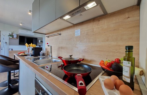 Wurflach Apartamento | Modern Eingerichtetes Chalet mit Terrasse