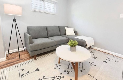 South Side Slopes Casa | Modern & Elegant Retreat on Monastery I 3BR