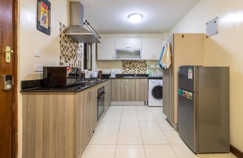 Nairobi Upper Hill Condominio | Modern Elegant stylish- 2 bed, 2 bath furnished rental Gem