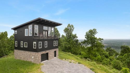 Ridgeway Chalet De Esquí | Modern Escape w Mountain Views Fire Pit & Swing
