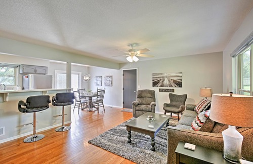 Excelsior Springs Casa | Moderno Excelsior Springs Home w / Deck y 3 acres!