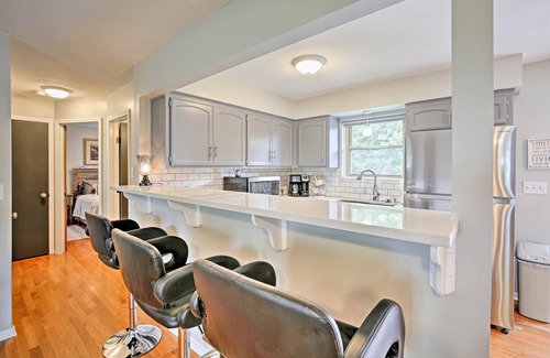 Excelsior Springs Casa | Moderno Excelsior Springs Home w / Deck y 3 acres!